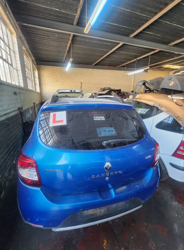 Renault sandero stepway stripping for spares - Private Seller Renault sandero stepway stripping for spares - Private Seller