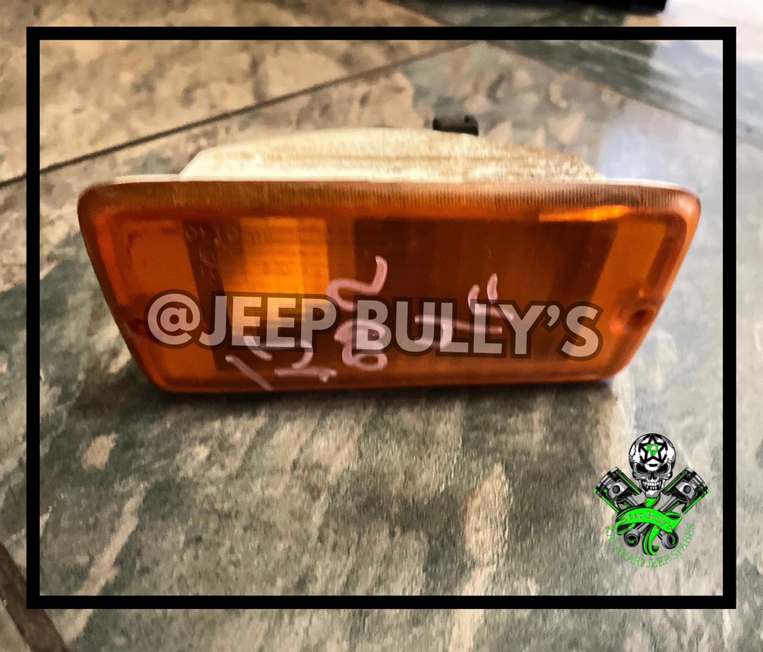 Jeep Wrangler TJ Indicator Light Left - Private Seller Jeep Wrangler TJ Indicator Light Left - Private Seller