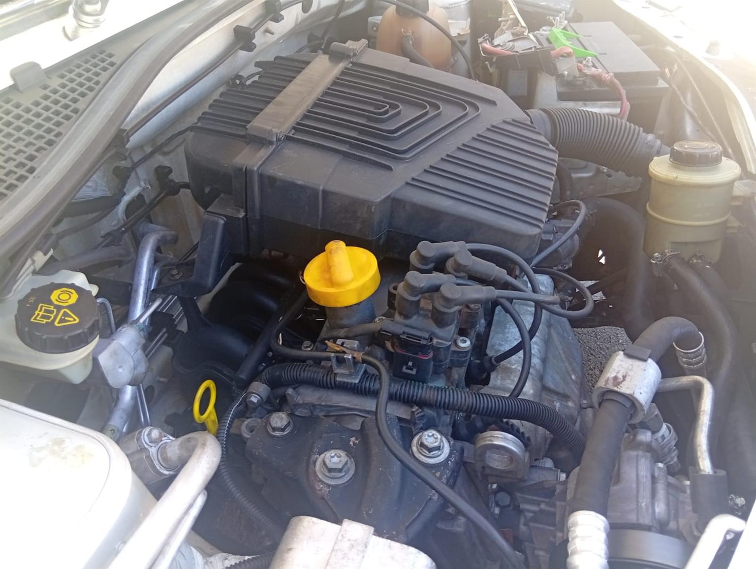 2018 Nissan NP200 1.6i AirCon SingleCab Bakkie Manual  Cloth Seats Good