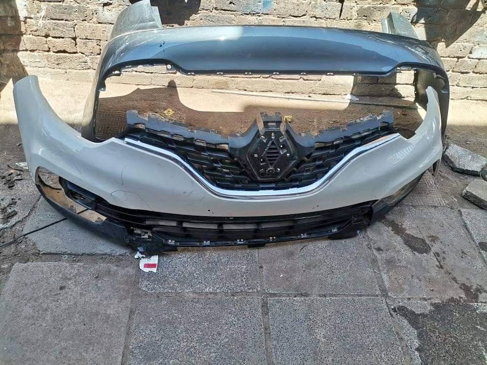 Renault CAPTURE Front bumper. At Sema Spare Center Cost-Effective Solutions\ - Private Seller Renault CAPTURE Front bumper. At Sema Spare Center Cost-Effective Solutions\ - Private Seller