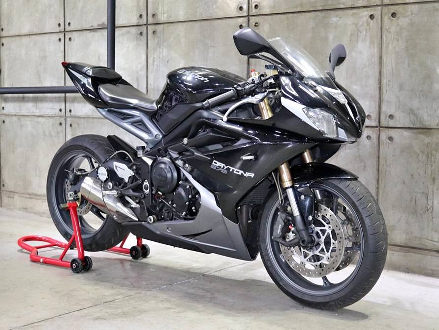 2013 Triumph Daytona 675 26 000KM - Private Seller 2013 Triumph Daytona 675 26 000KM - Private Seller