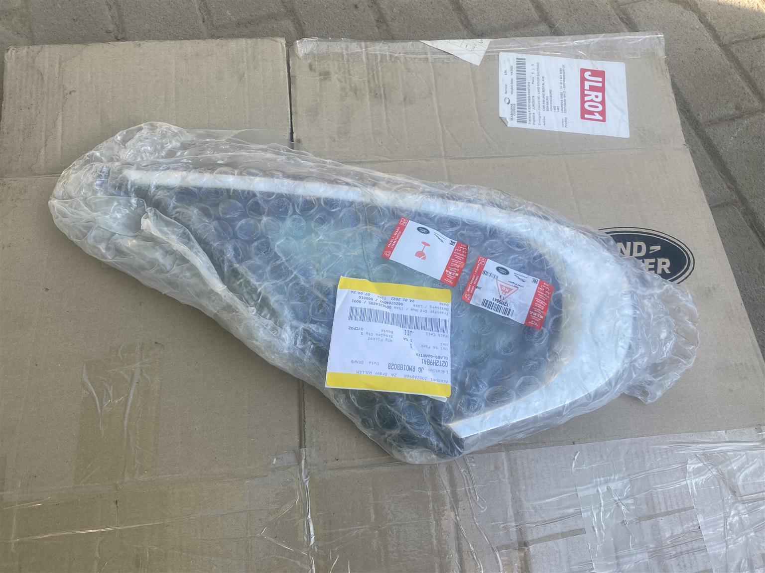 2017 JAGUAR XF LEFT REAR QUARTER GLASS FOR SALE. BRAND NEW