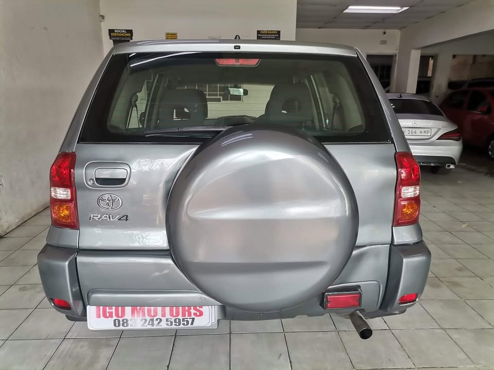 Used Toyota RAV4 2.0 GX - Private Seller Used Toyota RAV4 2.0 GX - Private Seller