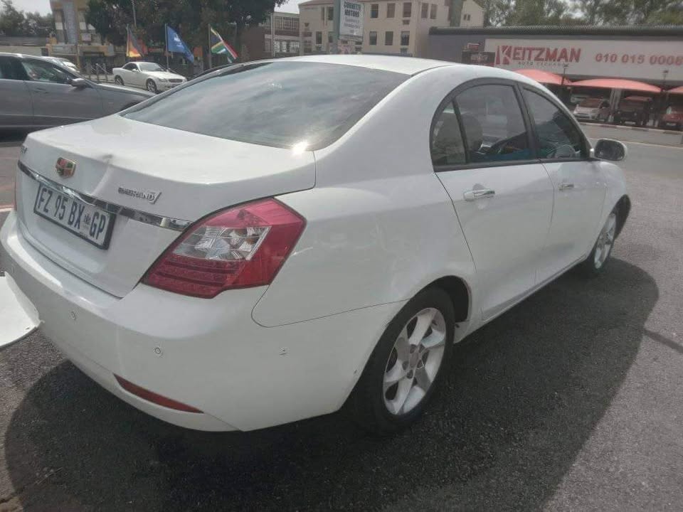 2016 Emgrand 7 2016 Geely done 140000km