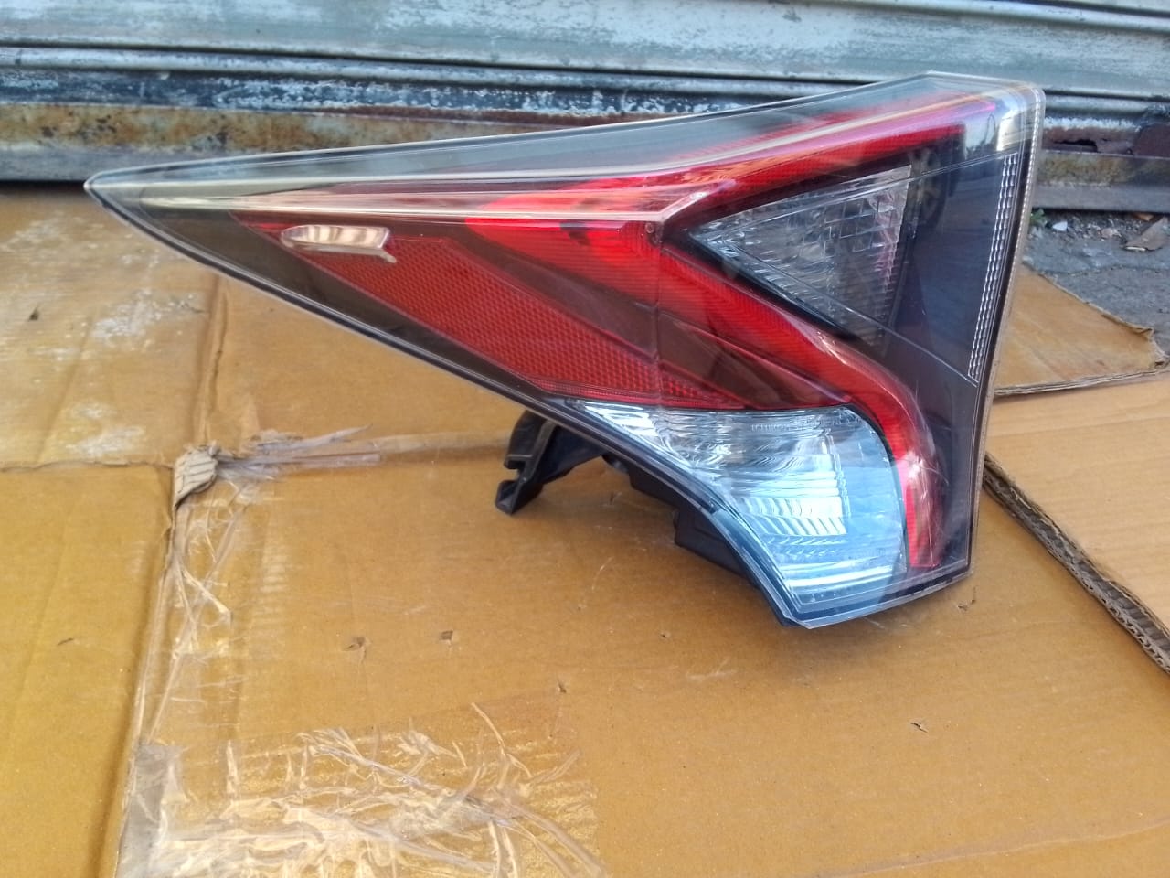 (2018-2021) TOYOTA PRIUS LEFT SIDE REAR TAILIGHT FOR SALE - Private Seller