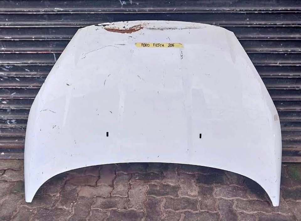 Ford Fiesta bonnet - Private Seller Ford Fiesta bonnet - Private Seller