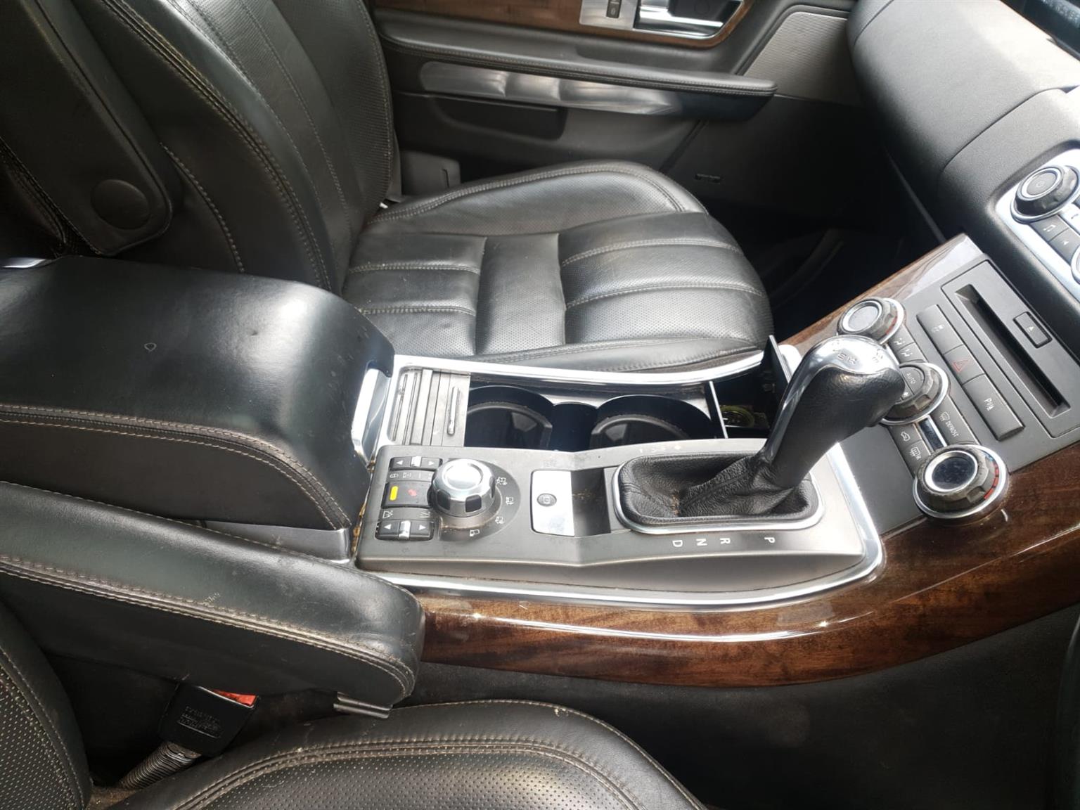 2009 Range Rover Sport 3.0 TDV6 Used Original Gear Selector For Sale