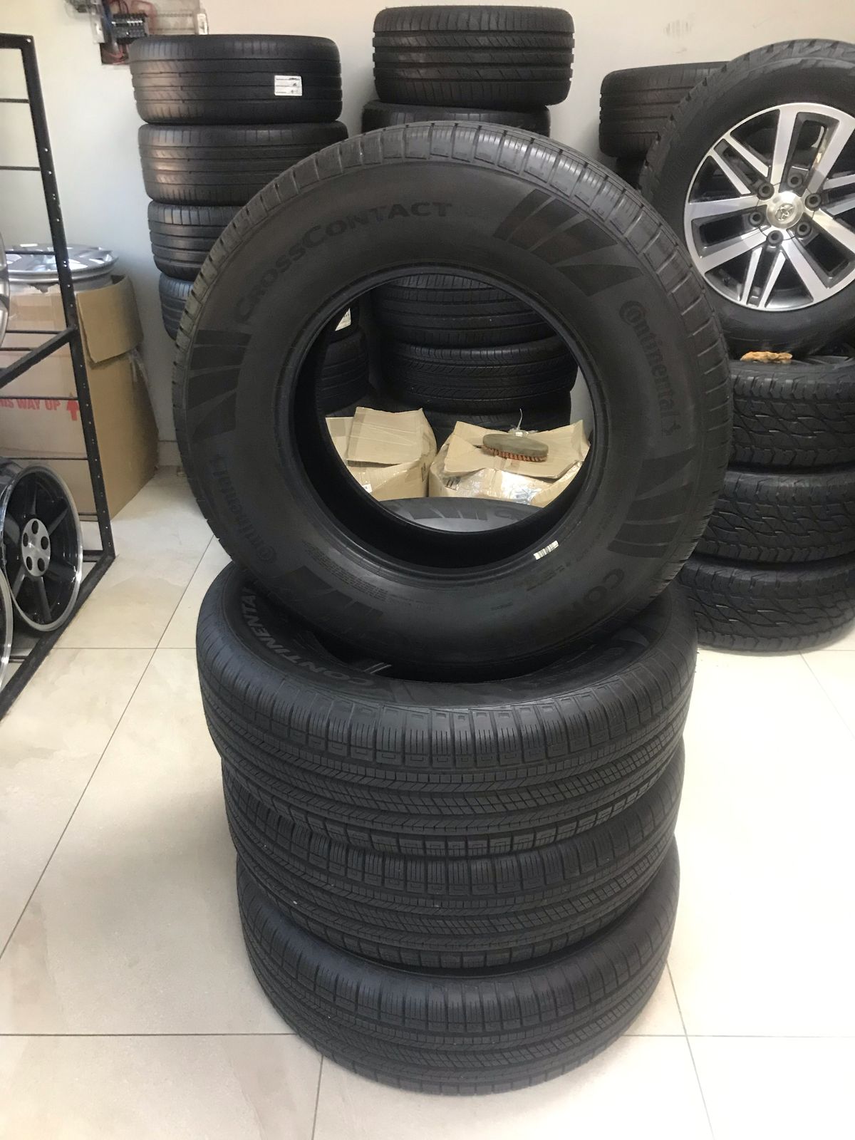 255/70R17 continental cross contact set of tyres - Private Seller 255/70R17 continental cross contact set of tyres - Private Seller