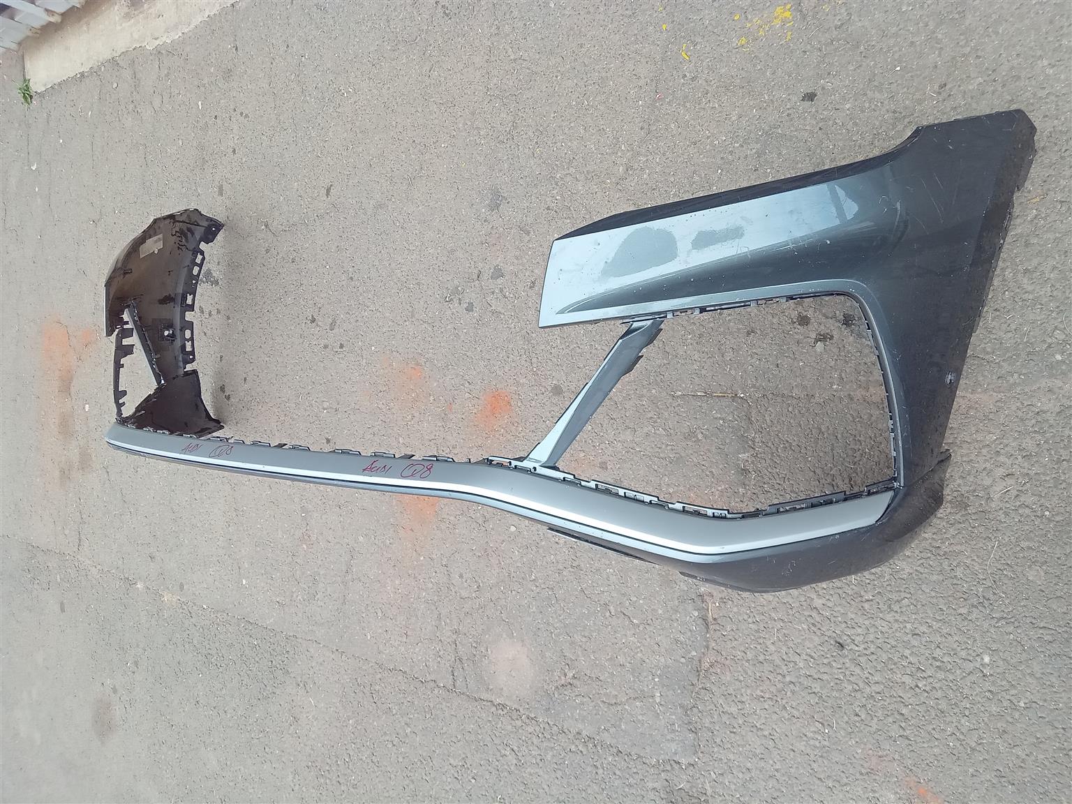 2023 Audi Q8 Front Bumper - Private Seller