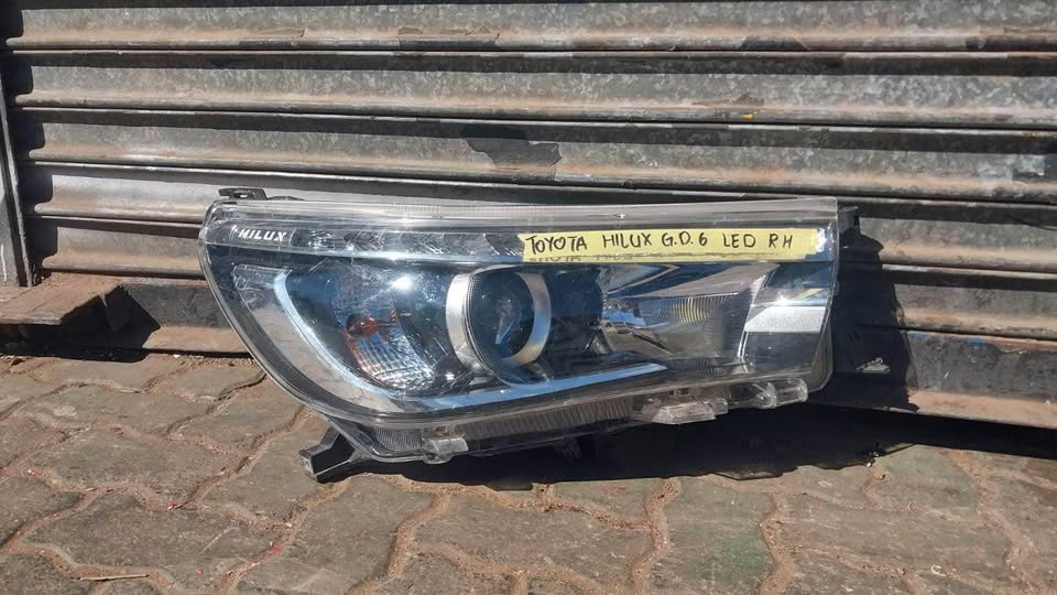 Toyota Hilux GD6 LED headlight - Private Seller Toyota Hilux GD6 LED headlight - Private Seller