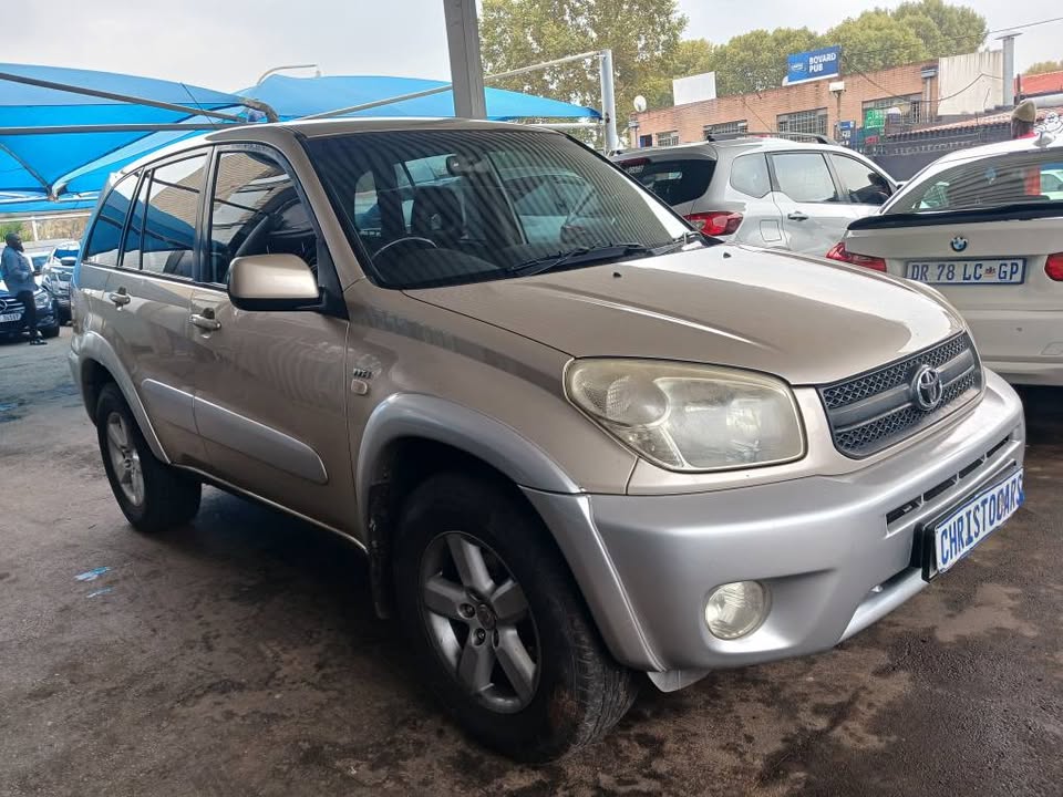 2006 model Toyota Rav-4 hatchback automatic transmission VVTI petrol 2.0 engine capacity