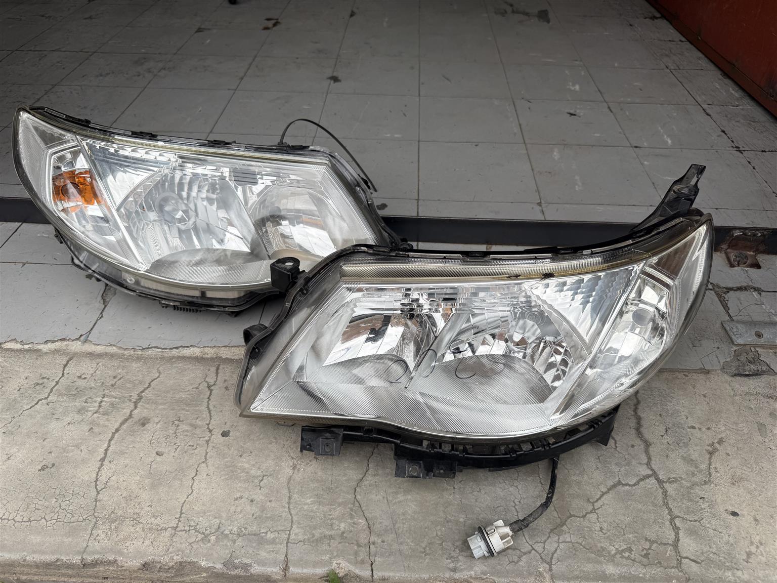 Subaru Forester Headlight - Private Seller