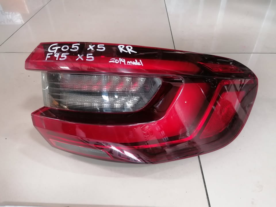 BMW GO5 X5/F95 X5M OUTTER TAIL LIGHTS AVAILABLE - Private Seller
