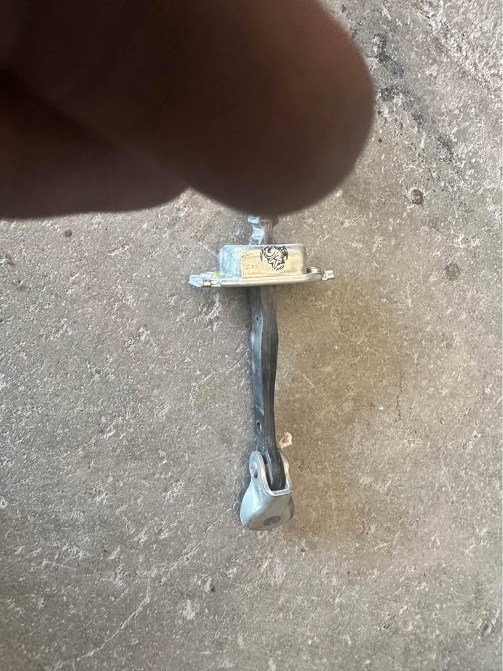 Toyota Etios complete door components - Private Seller Toyota Etios complete door components - Private Seller