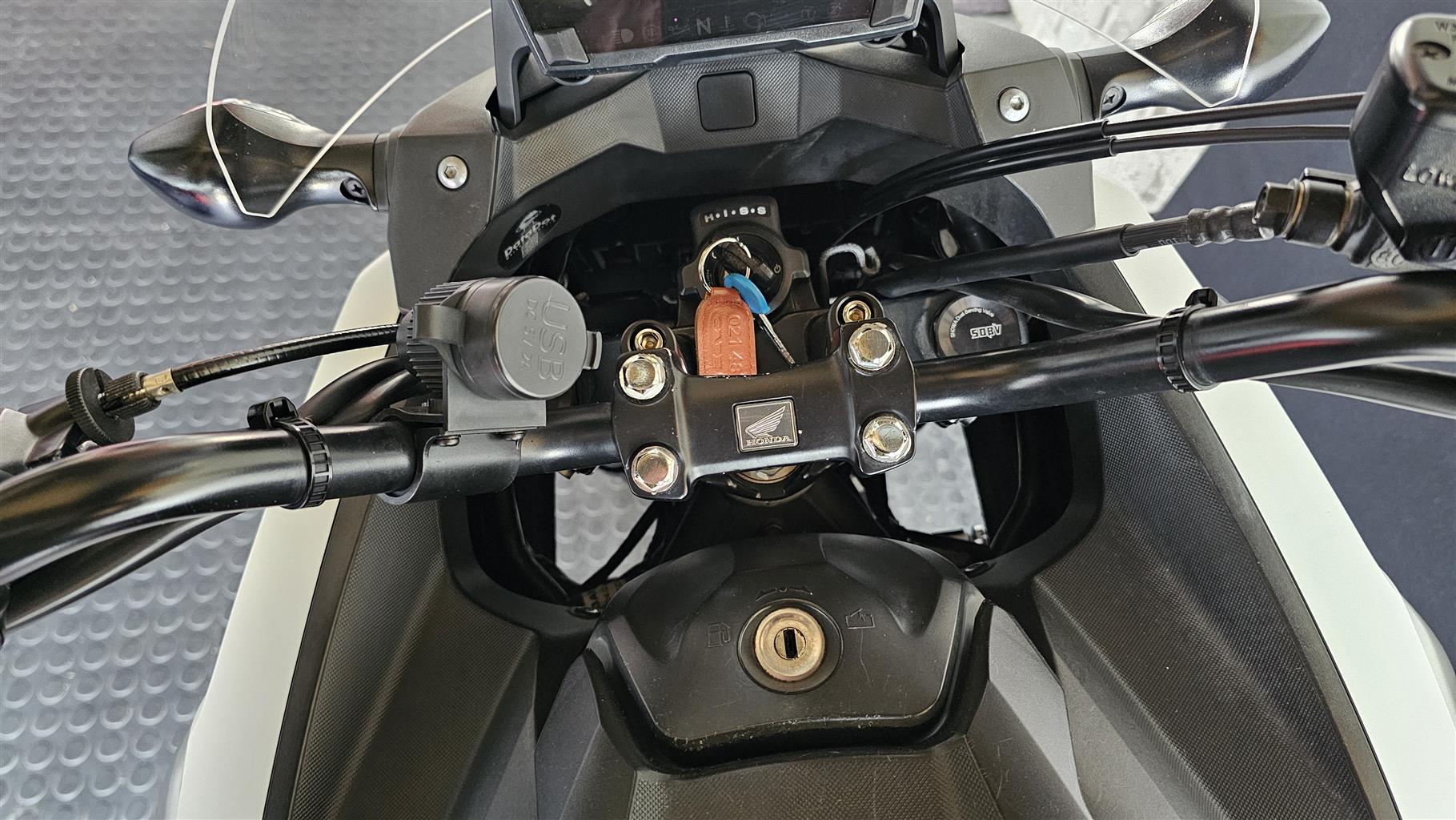 Preloaded Image 9