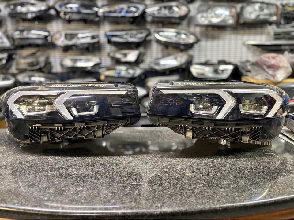 BMW G20 LCi headlights - Private Seller BMW G20 LCi headlights - Private Seller