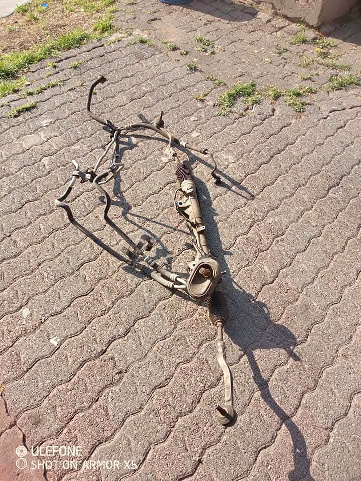 Renault Sandero 0.9t steering rack for sale