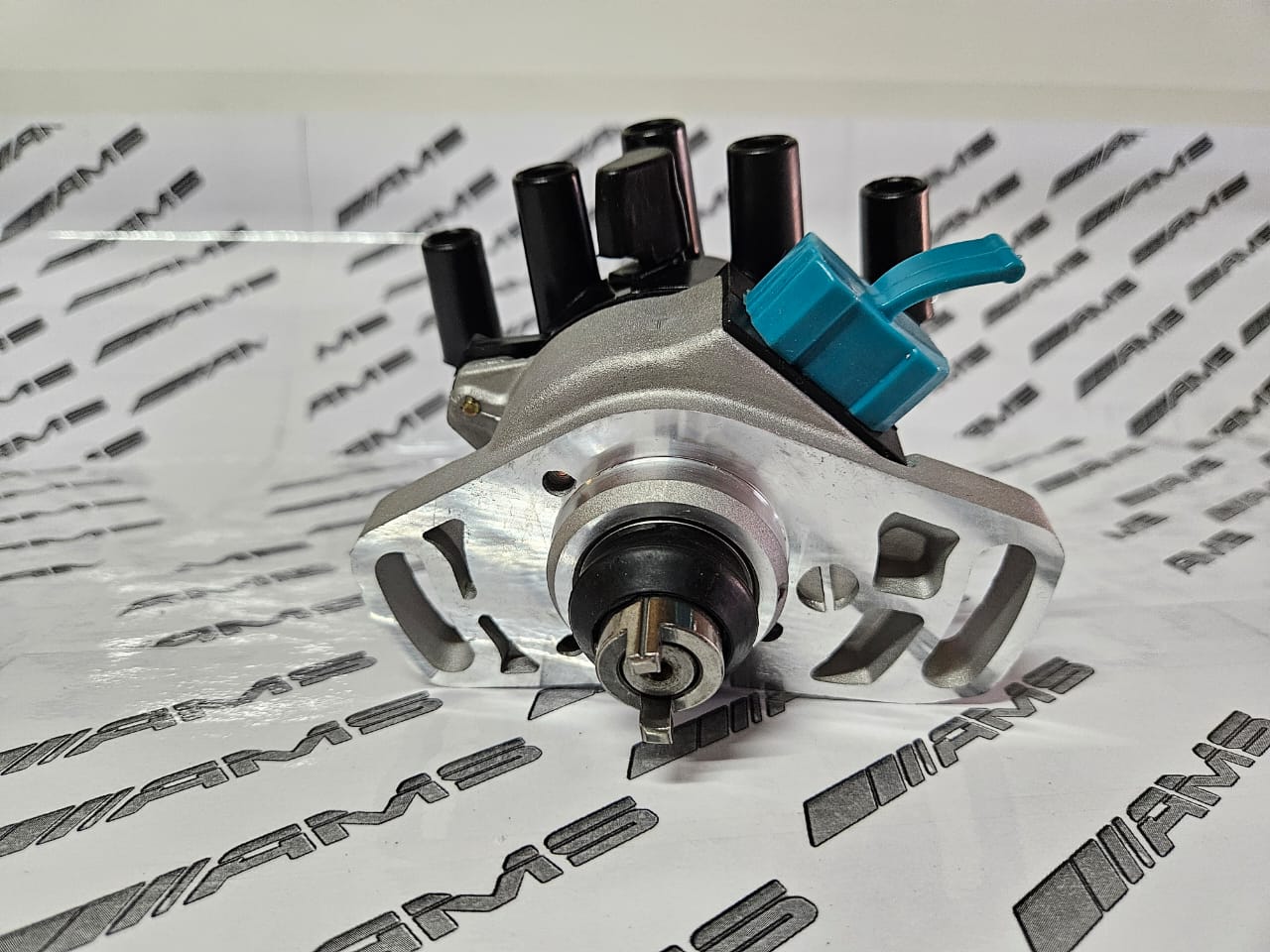 New Colt 2.0-2.4 4G63 Distributor & Fuel Injector - Private Seller