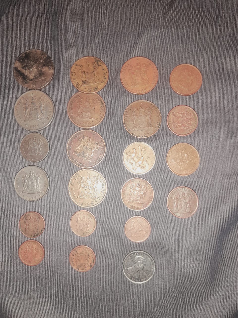 (203)R5 Mandela coins&old coins.only looking for a real buyer not fake buyers.