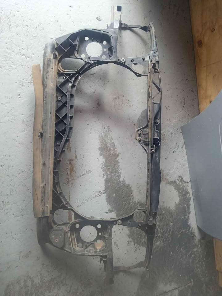 AUDI A4 B7 2.0 TFSI FRONT SLAM PANEL, RADIATOR CARRIER