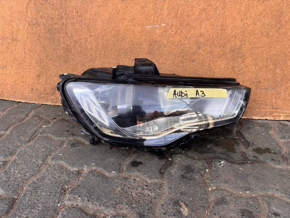 Audi A3 Xenon Headlight - Private Seller Audi A3 Xenon Headlight - Private Seller
