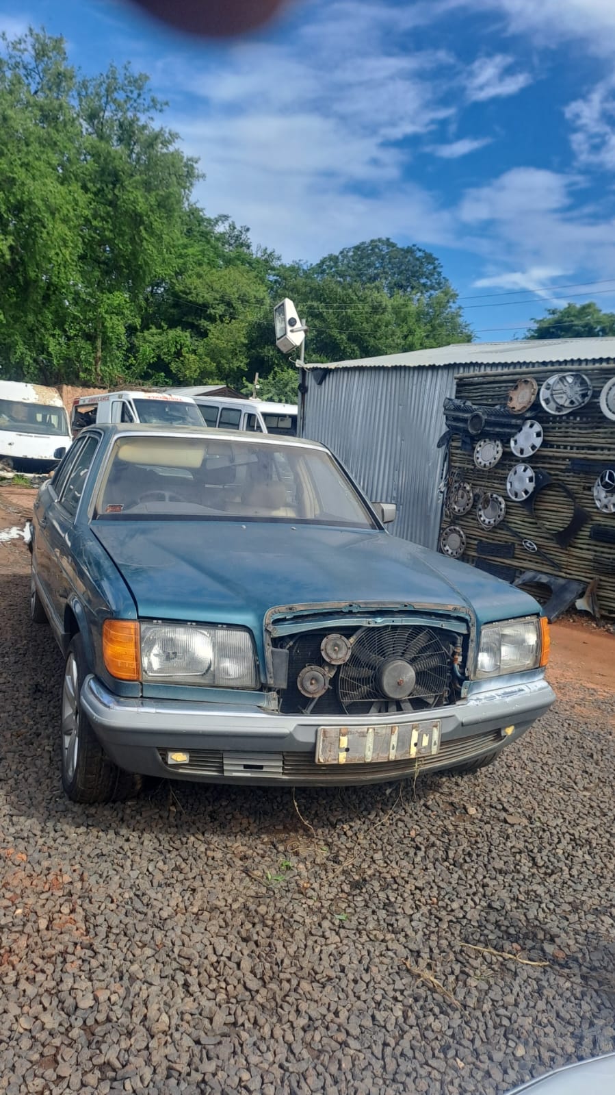W126. 380 SEC 4 Door available for stripping parts - Private Seller W126. 380 SEC 4 Door available for stripping parts - Private Seller