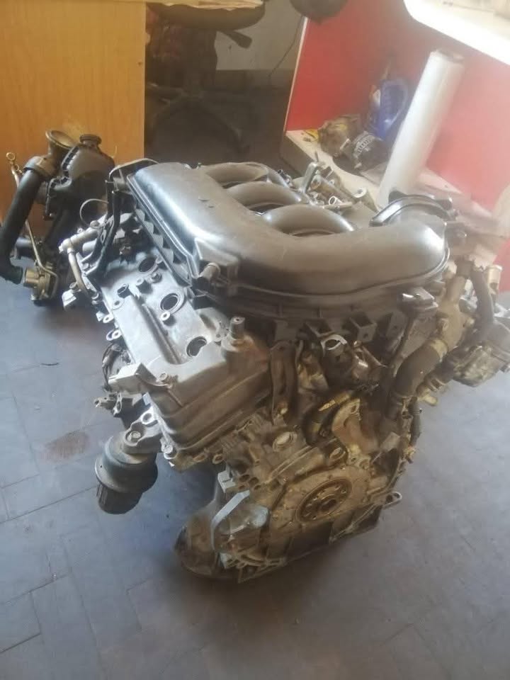 Toyota lexus V6 engine for sale - Private Seller