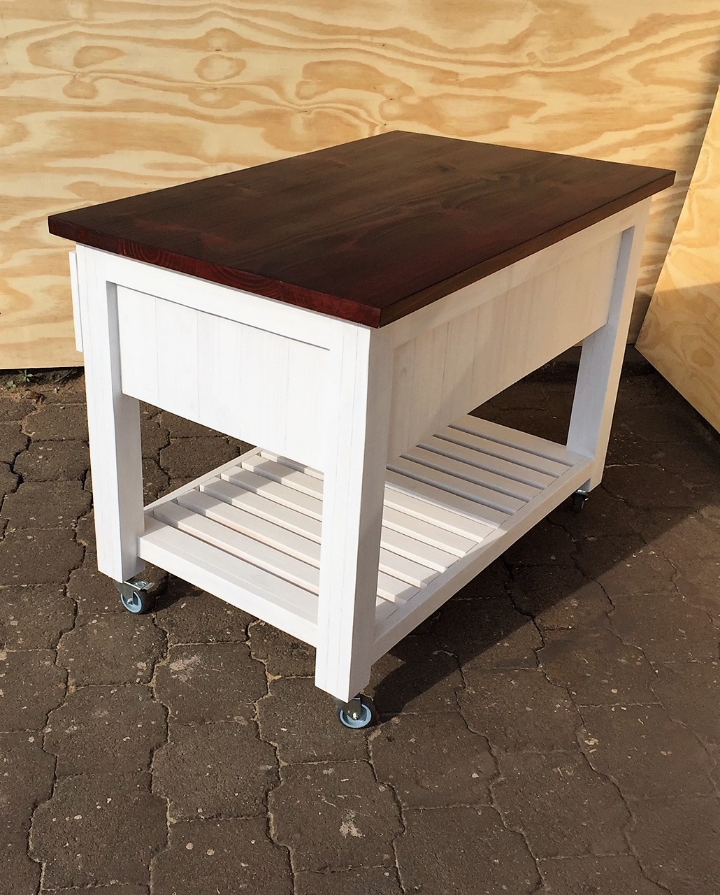 Kitchen Island Chunky Cottage series 1200 - Two toned