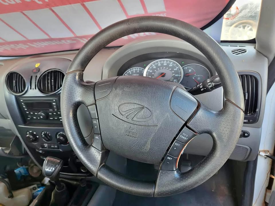 MAHINDRA SCORPIO STEERING WHEEL AND STEERING AIRBAG FOR SALE - Private Seller MAHINDRA SCORPIO STEERING WHEEL AND STEERING AIRBAG FOR SALE - Private Seller