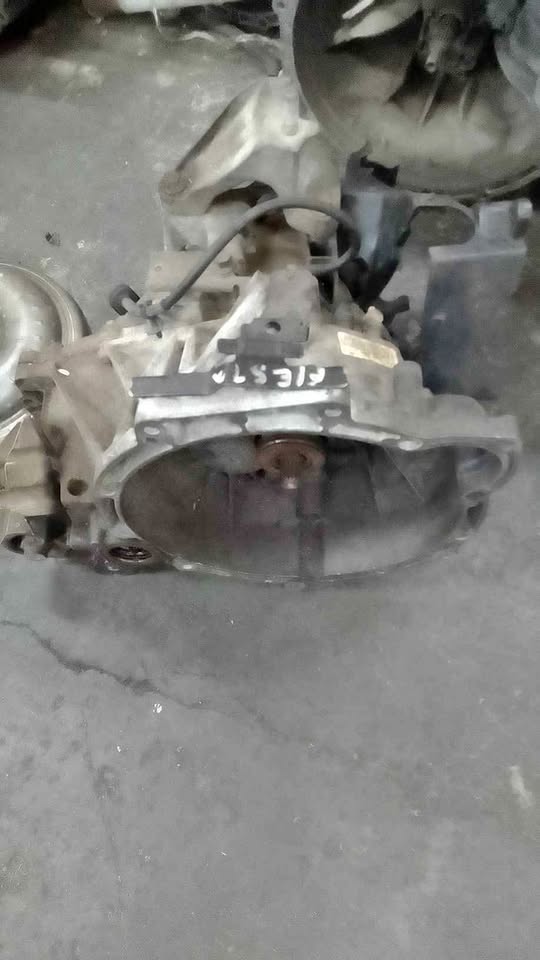 FORD FIESTA 1.4L MANUAL GEARBOX FOR SALE - Private Seller FORD FIESTA 1.4L MANUAL GEARBOX FOR SALE - Private Seller