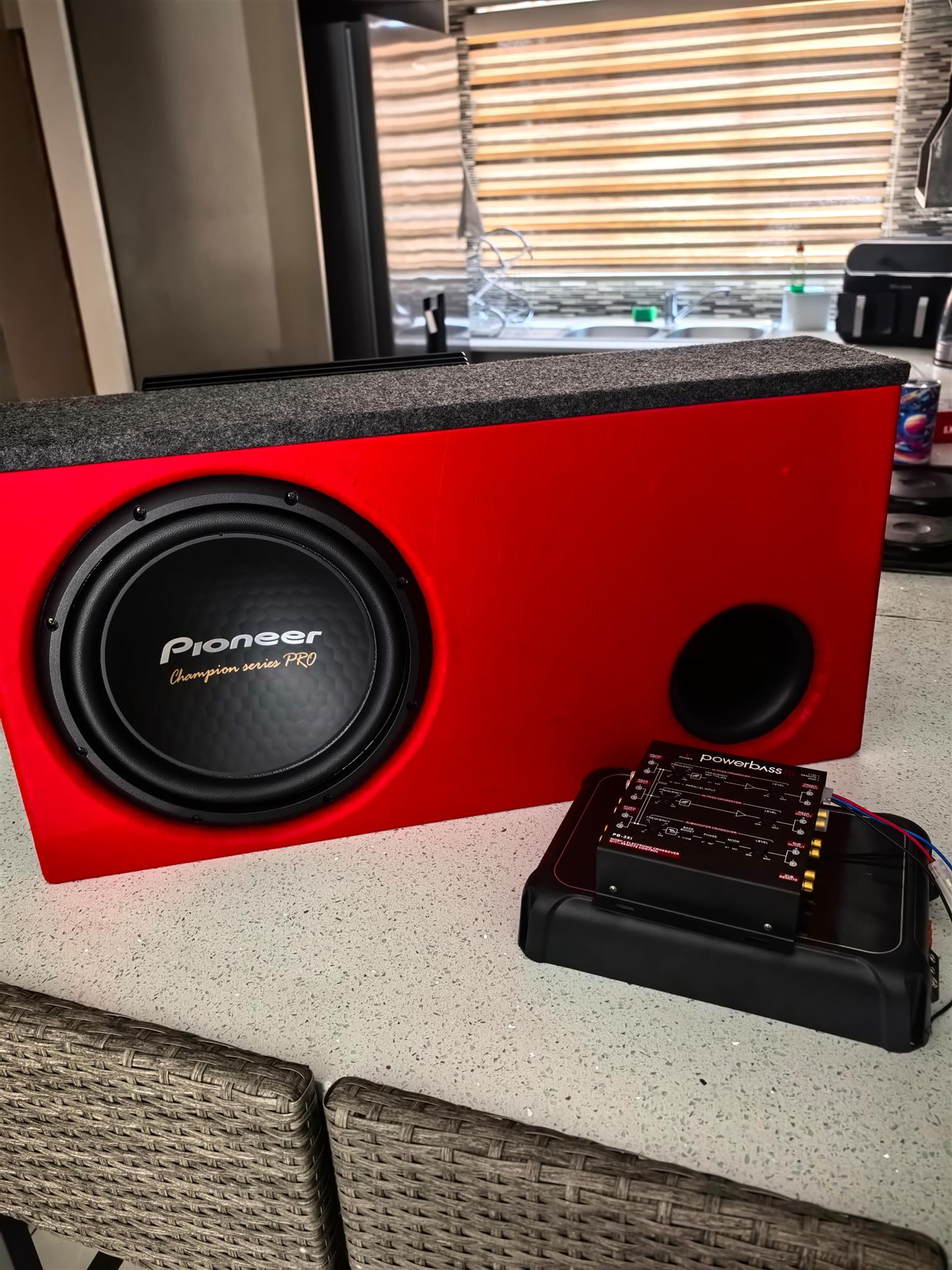 Pioneer sound system
