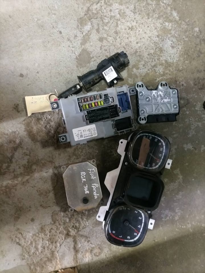 Fiat panda lockset Call or WhatsApp me - Private Seller