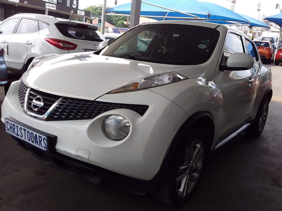 2012 Nissan Juke hatchback manual 2012