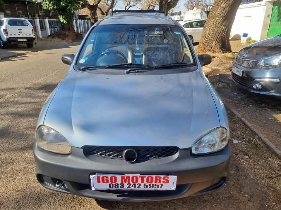 2003 Corsa bakkie 1.7 Disiel Manual 160,000km Mechanically Perfect with Canopy, Clothes Seat