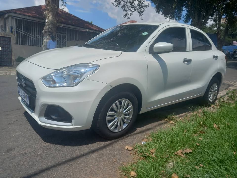 EXCELLENT SUZUKI DZIRE 1.2 MANUAL, PETROL, WHITE, 62000KMS