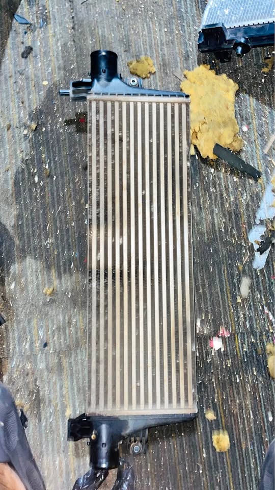Toyota Hilux intercooler - Private Seller Toyota Hilux intercooler - Private Seller