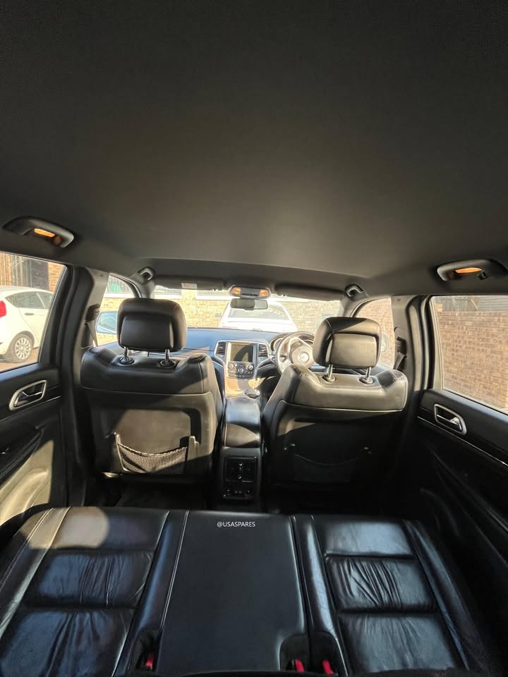 Jeep Grand Cherokee WK2 Body and Interior parts for sale - Private Seller Jeep Grand Cherokee WK2 Body and Interior parts for sale - Private Seller