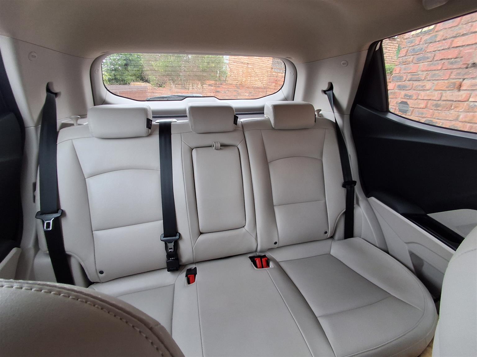 Used 2019 Mahindra XUV300 1.2T W8 - Private Seller