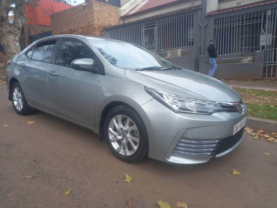 2018 Toyota Corolla Prestige 1.4 D4D Manual, Grey, Reverse Cemera. Leather Seats.