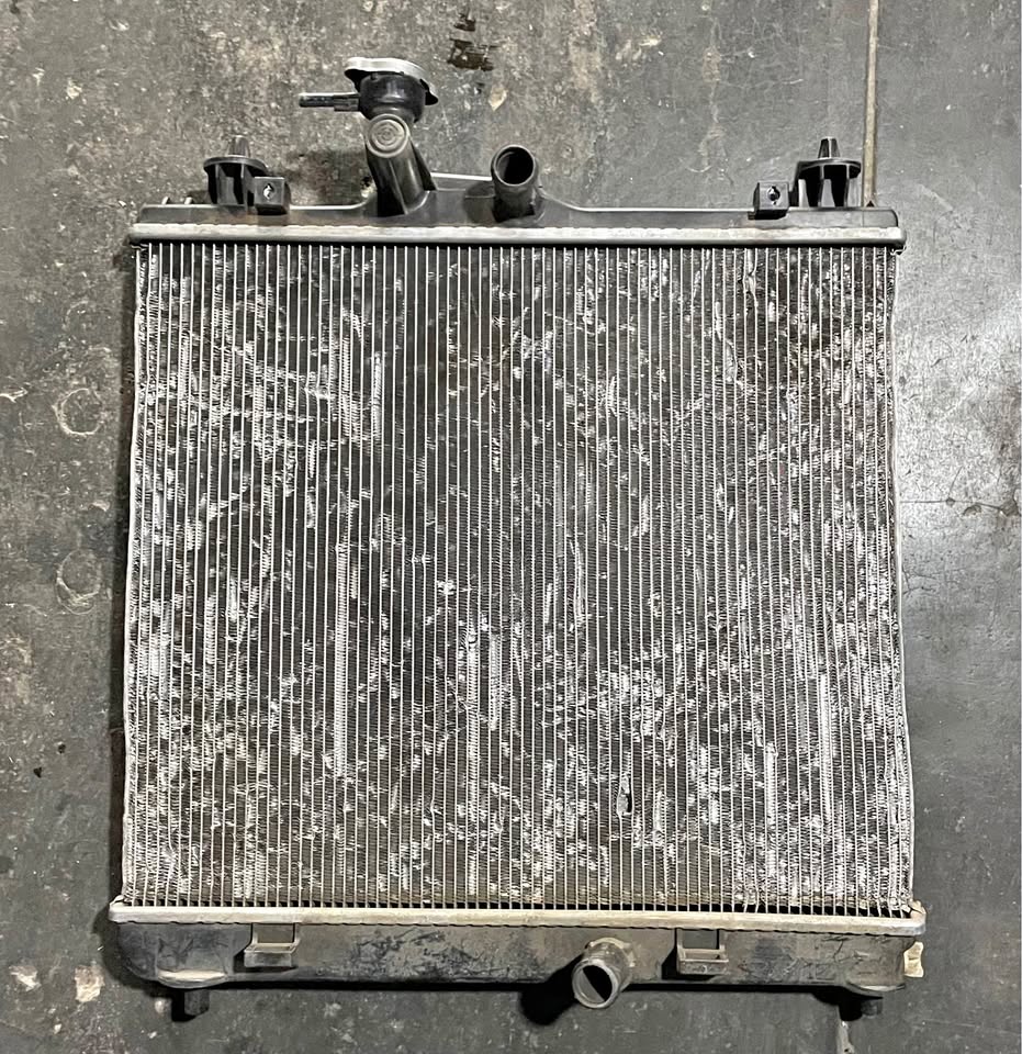 Suzuki Celerio radiator Toyota Vitz radiator - Private Seller Suzuki Celerio radiator Toyota Vitz radiator - Private Seller