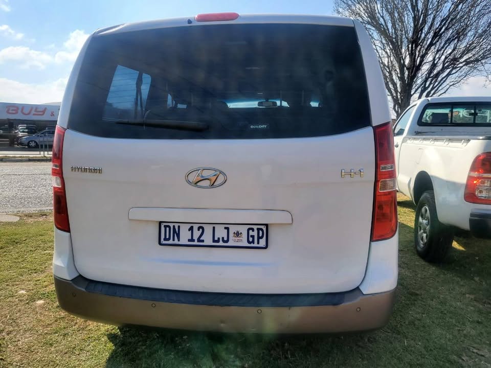 Hyundai H1 2015 manual