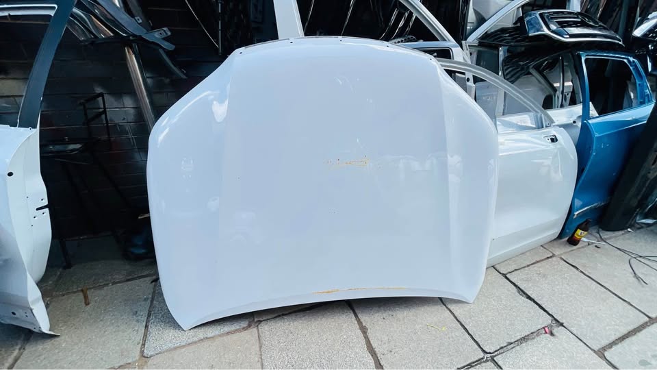 Toyota Hilux GD6 bonnet - Private Seller Toyota Hilux GD6 bonnet - Private Seller