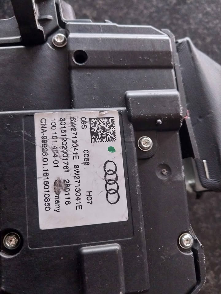 Audi A4 B9 Gear selector - Private Seller