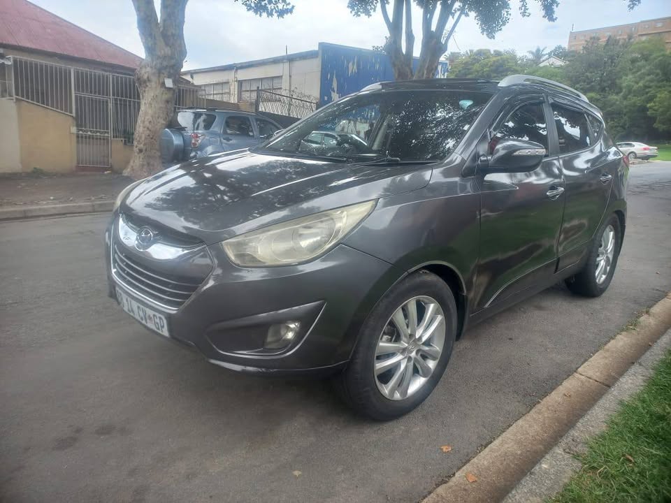 2010 Hyundai Ix35 SUV 2.0 CRDI DIESEL, AUTOMATIC, Grey Color, Mileage 95000kms