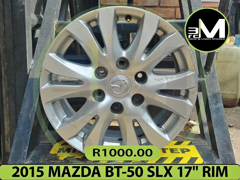 MV0703—2015-MAZDA-BT-50-SLX-17INCH-RIM—275