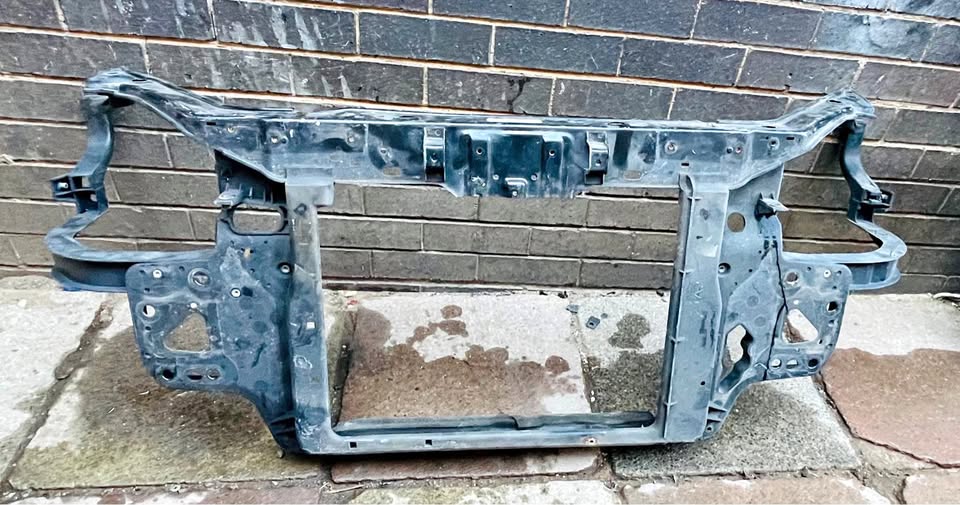 Hyundai Getz cradle - Private Seller Hyundai Getz cradle - Private Seller
