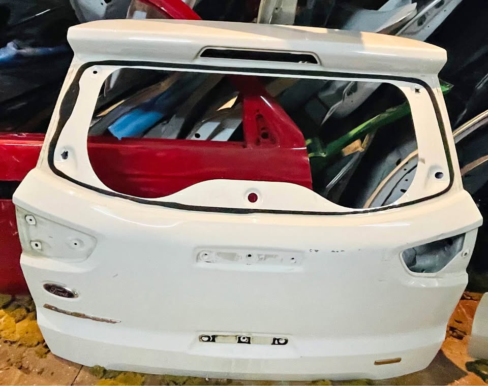 Ford Ecosport tailgate - Private Seller Ford Ecosport tailgate - Private Seller
