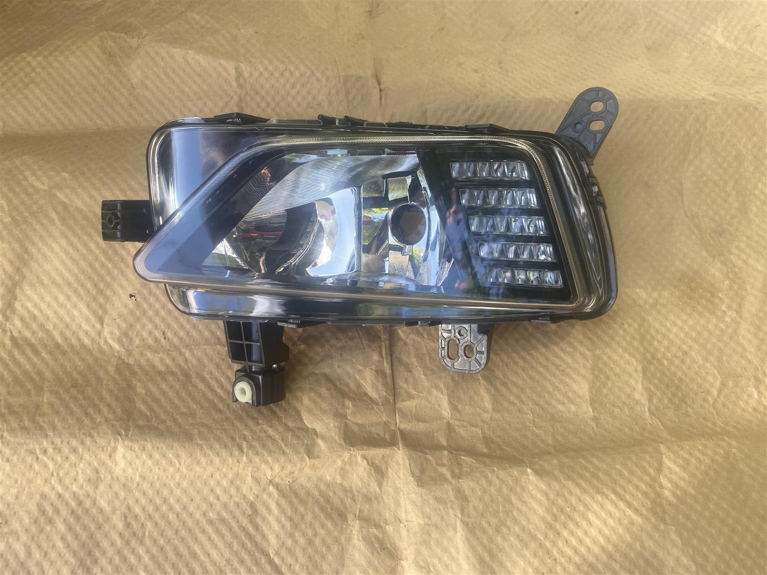 2020 VW POLO 8 LED SPOTLIGHT LEFT SIDE FOR SALE. BRAND NEW