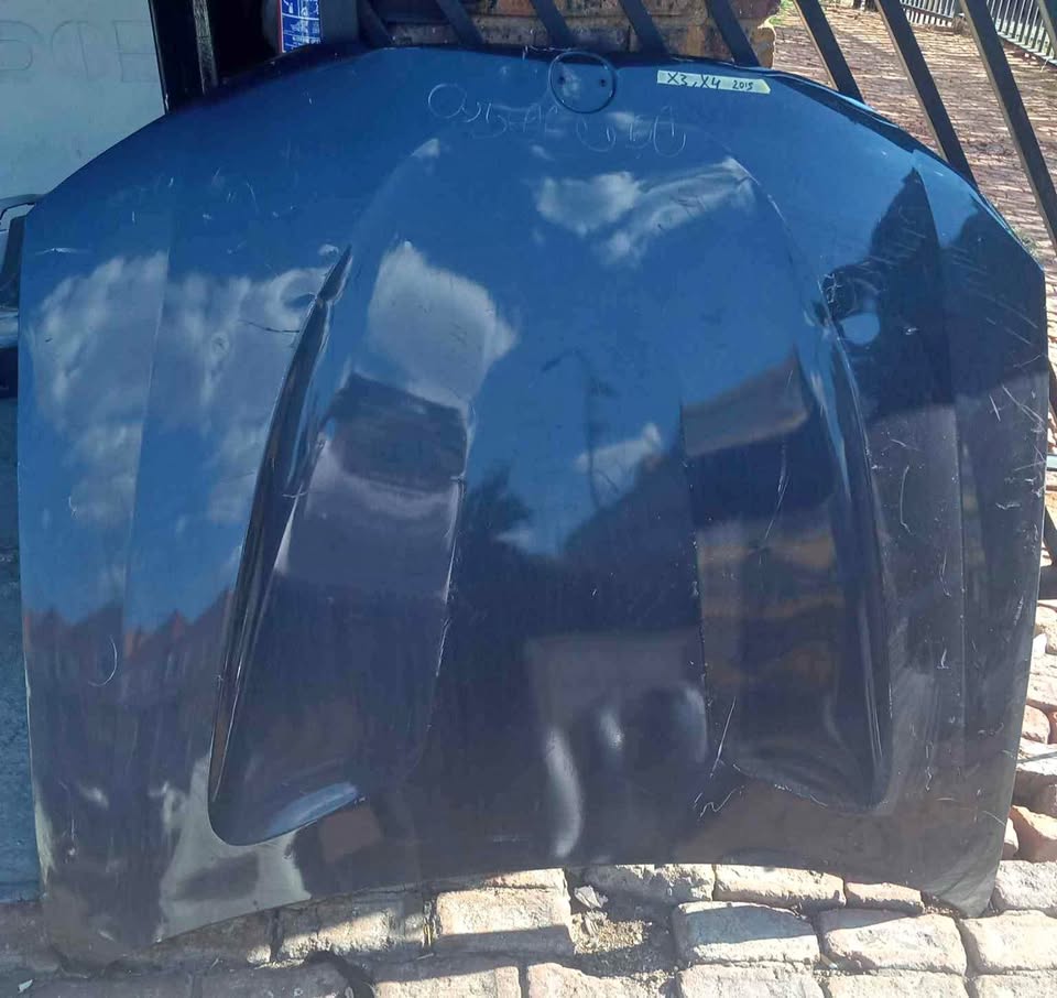 BMW X3, X4 bonnet