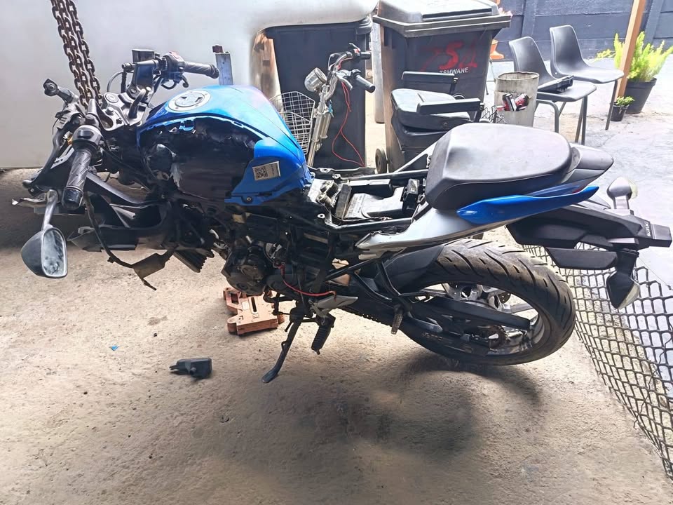 Suzuki 250 spare parts for sale - Private Seller Suzuki 250 spare parts for sale - Private Seller